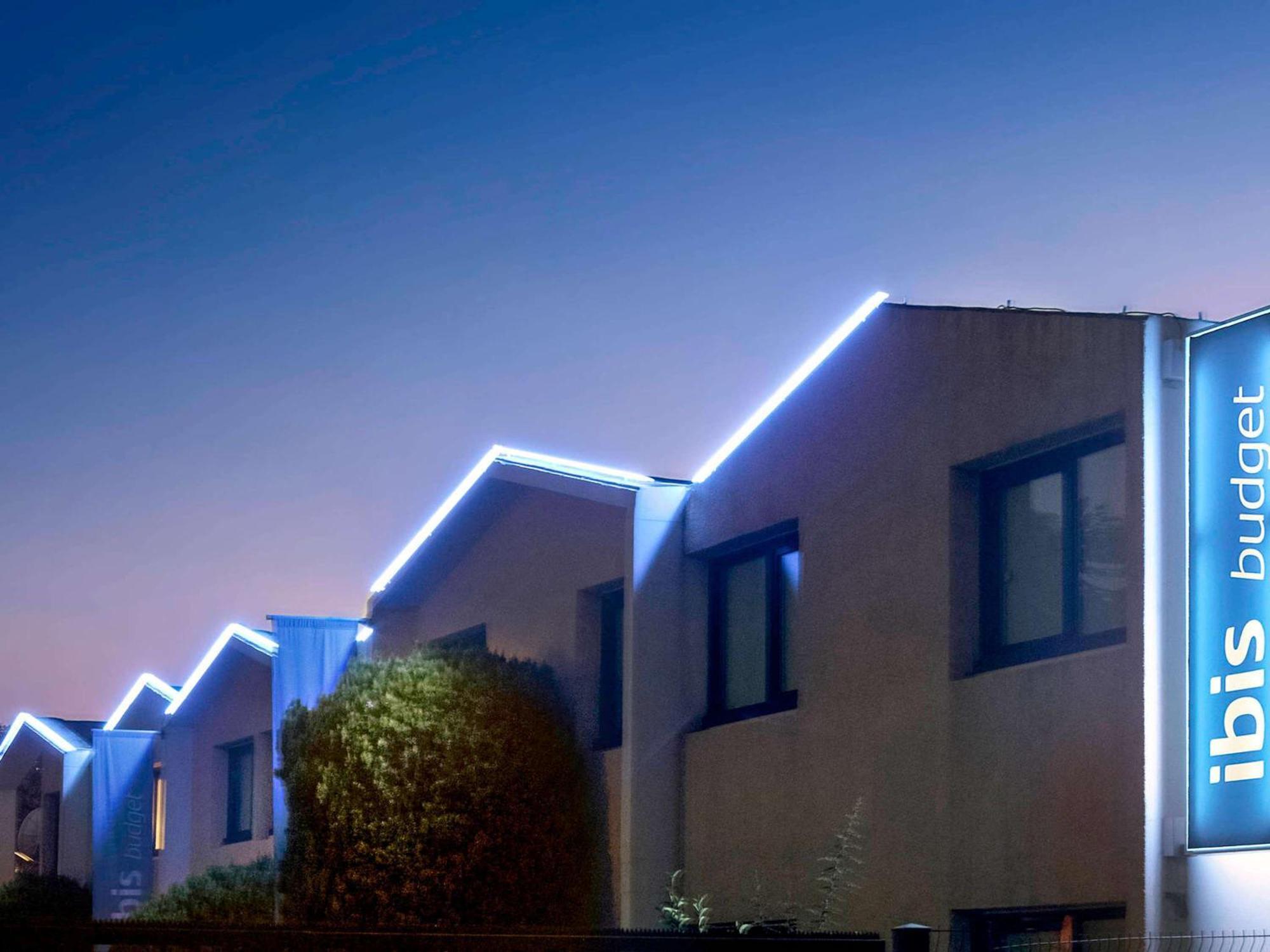 Ibis Budget Saint Christol Les Ales ภายนอก รูปภาพ