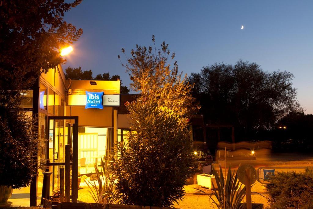 Ibis Budget Saint Christol Les Ales ภายนอก รูปภาพ